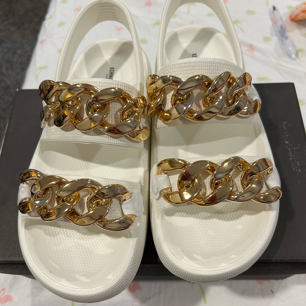 New kenneth cole sandals
